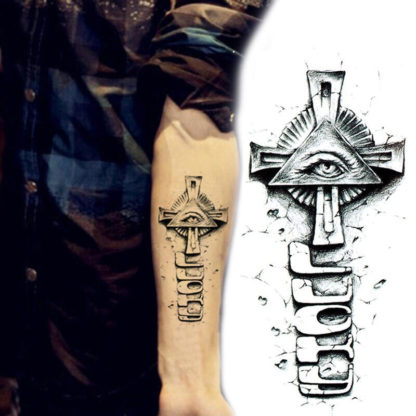 Tattoo croix Lucky